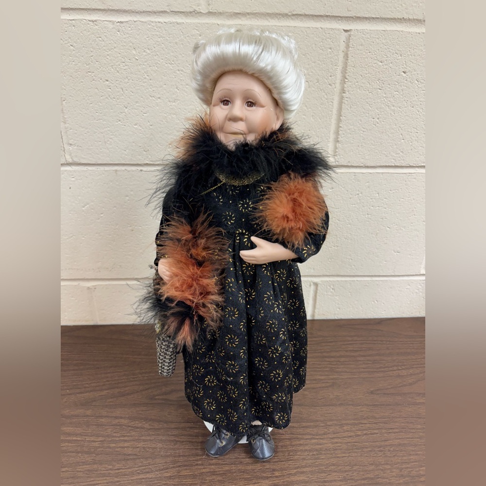 Vintage Rare Granny Doll Cathay Collection Porcelain Grandma Fashion Opened Box